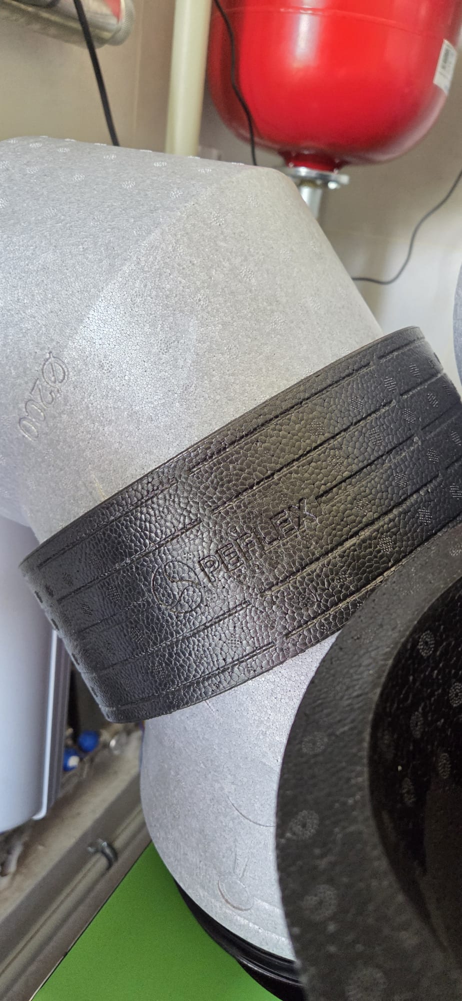 poza reala smartvent mufa conector EPP cu tub EPS gri - sistem de ventilație cu recuperare de căldură - Smartvent.ro Baia Mare