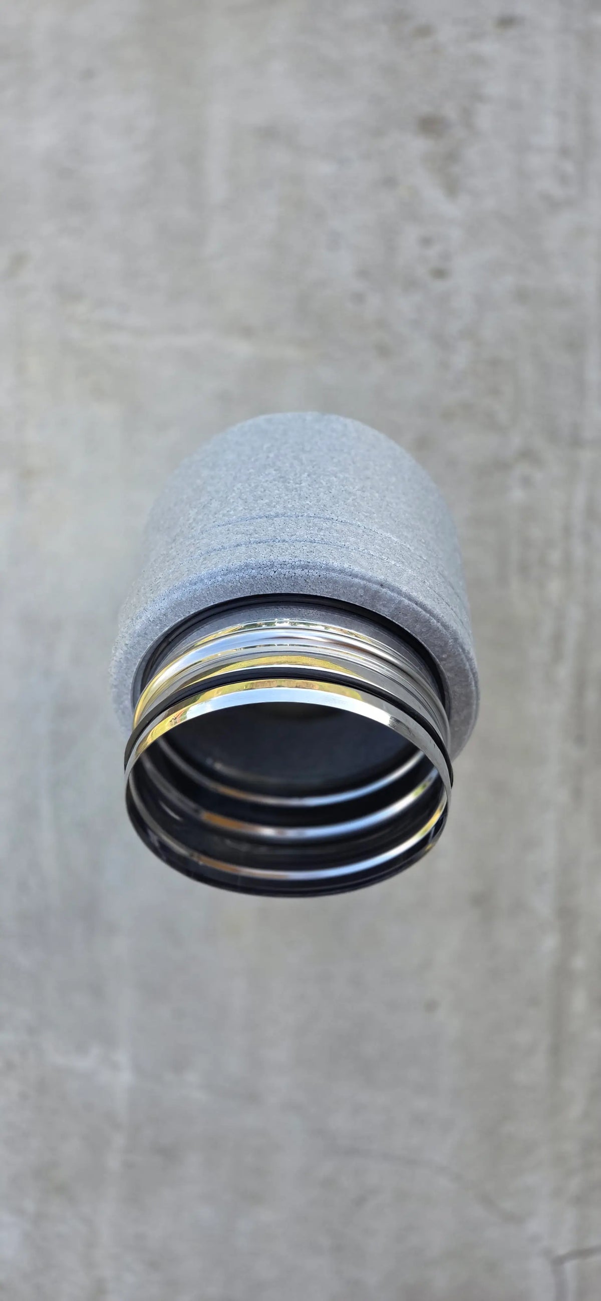 niplu_conector_din_inox_cu_cot_EPS_gri_160_smartvent_romania poza reala pe santier realizat de smartvent - tub flexibil ventilație antistatic - Smartvent.ro Baia Mare